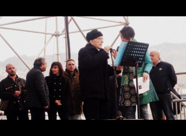 383444_290352494368129_1894349056_n