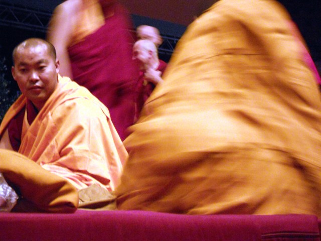 27 / 28 giugno 2012 – Milano Assago Mediolanum Forum Insegnamenti di Sua Santità il XIV il Dalai Lama - La via della felicità interiore